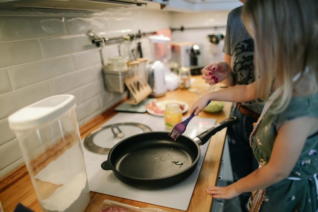 hard anodized cookware