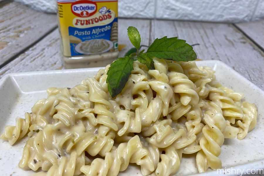 dr oetker funfoods pasta sauces alfredo ready