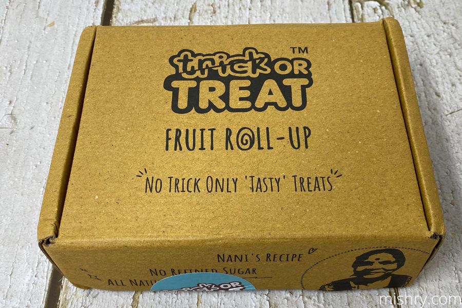 trick or treat fruit roll ups main packing