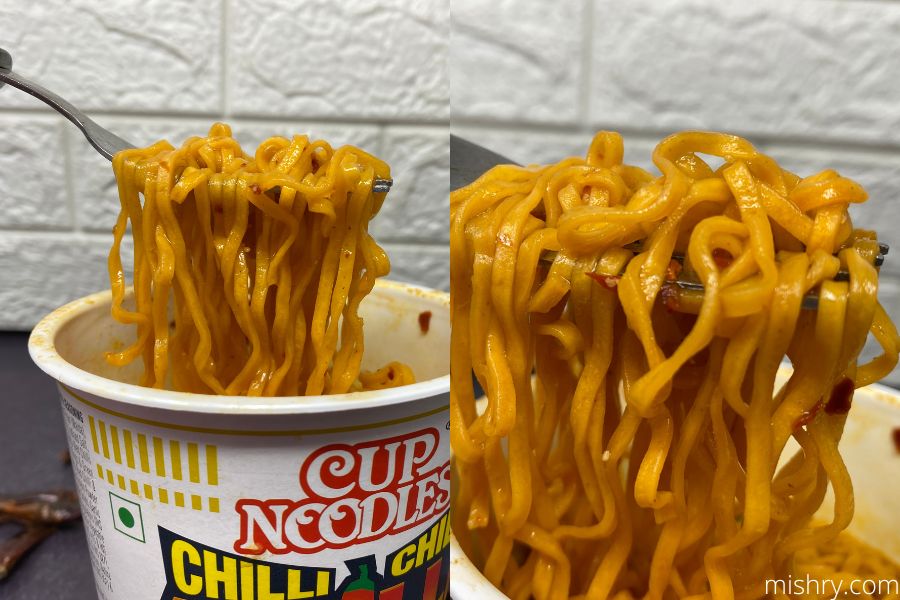 closer look at the cup noodles