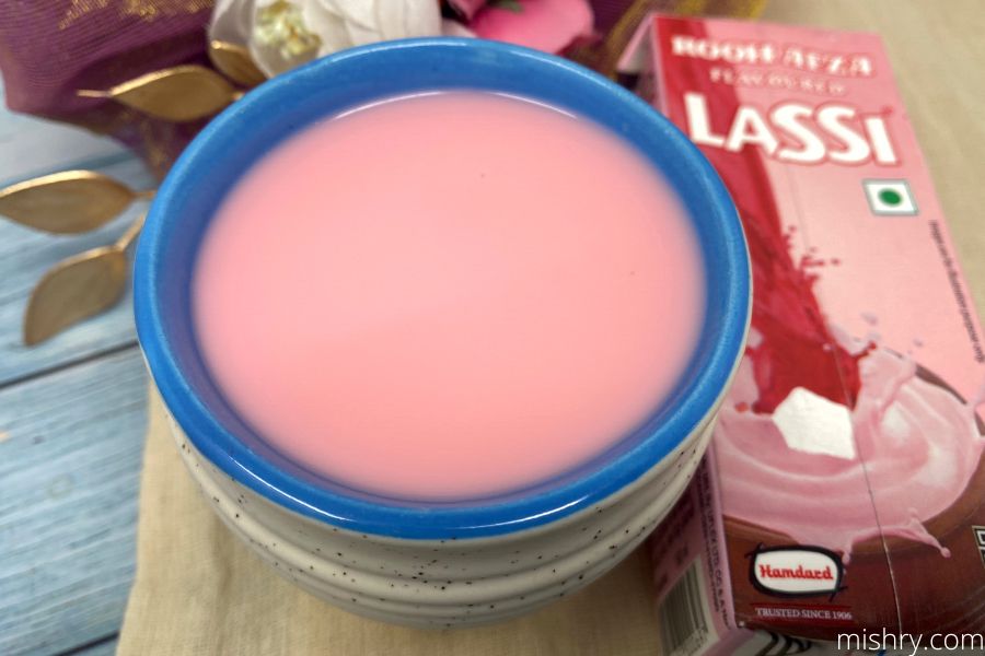 quick look at hamdard roohafza lassi